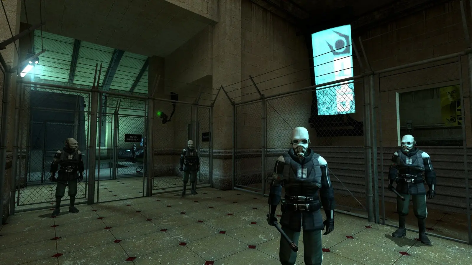 Half-Life 2 gameplay: Combine soldiers guarding a fenced checkpoint