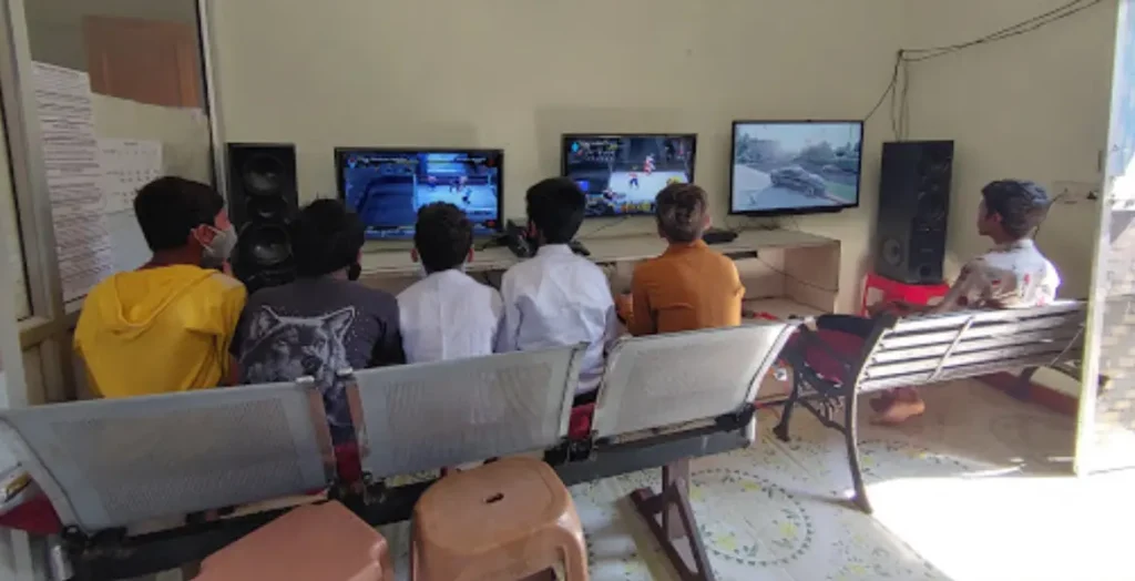 CYBERCITY INTERNET CAFÉ AND GAMING ZONE - Gaming Cafe in Jaripatka, Nagpur
