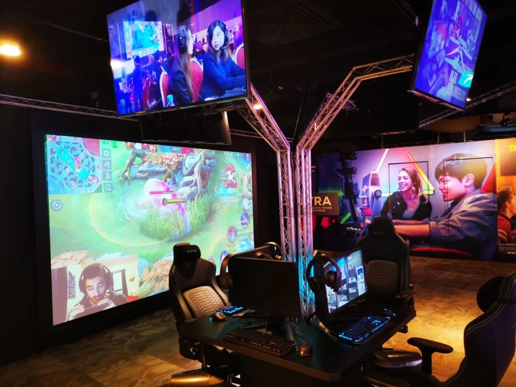 Esports Experience Center - Gaming Cafe