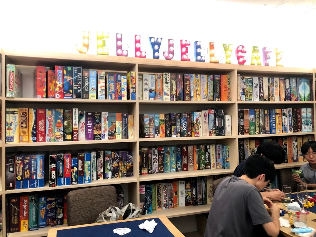 Jelly Jelly Café Shibuya - Books and Board Games