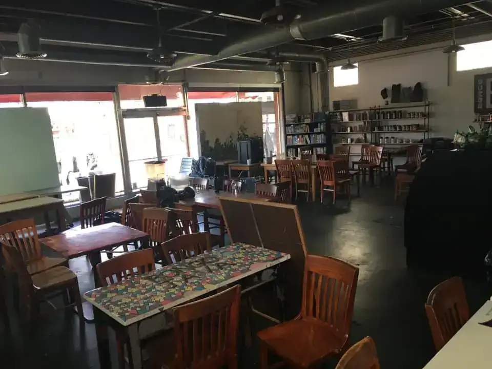Game Point - A Board Game CafÃ©