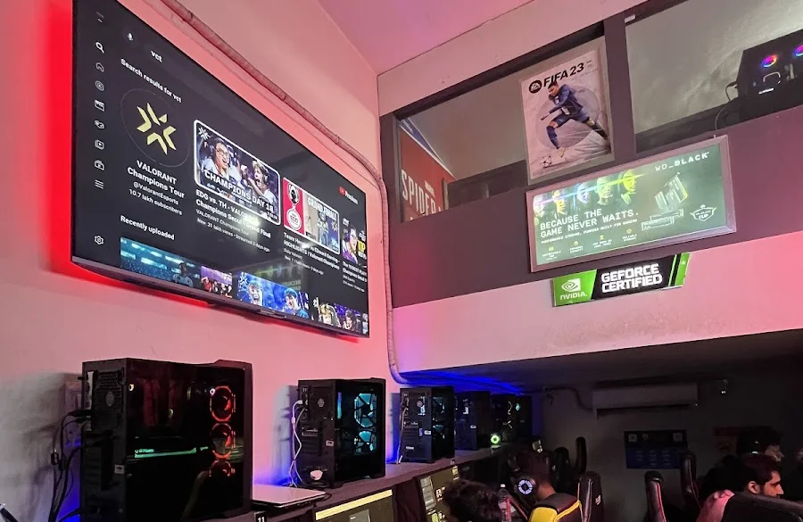 Barcode e-Sports Lounge Nagpur interior