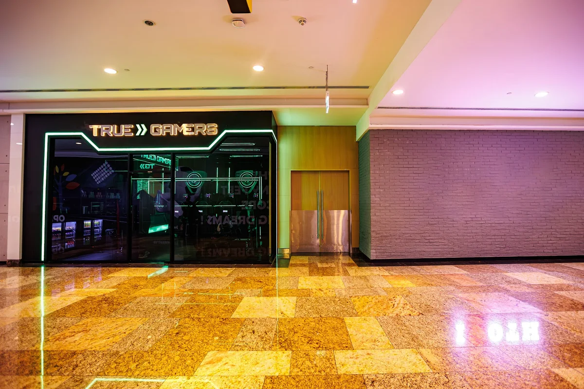 Cyber Corner Dubai interior