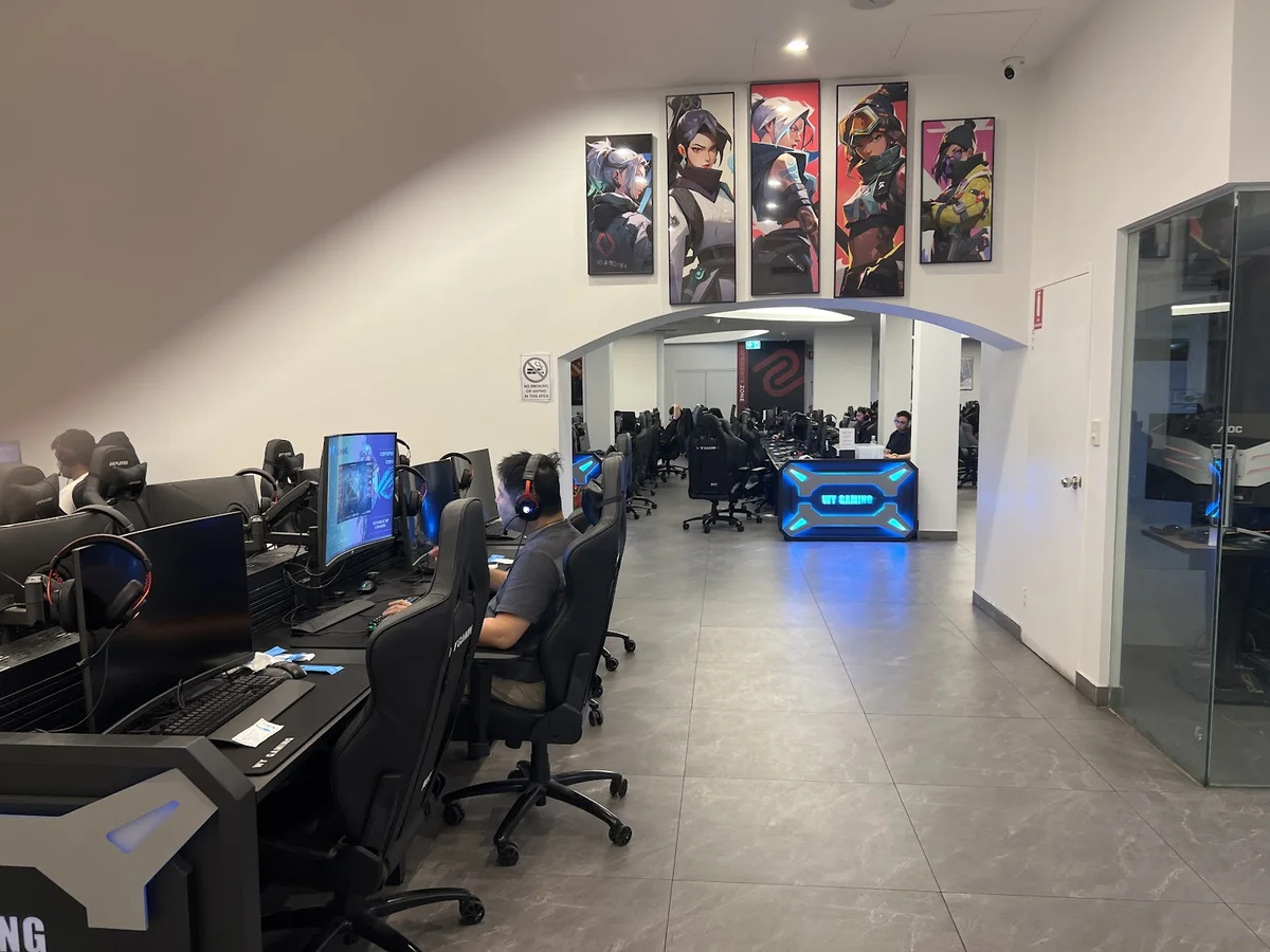 Cyberspace Gaming Melbourne interior setup