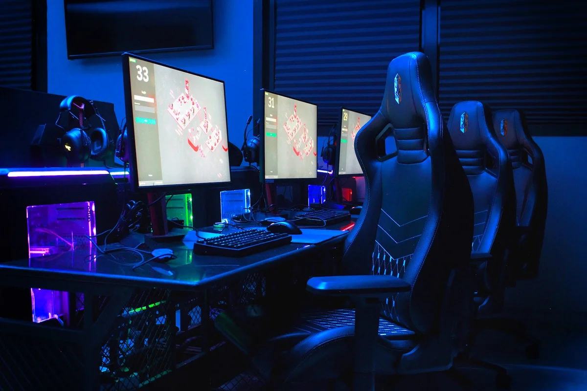 DZZRT eSports Dubai interior