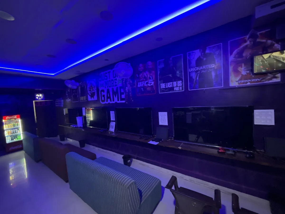 Fanatics Gaming Lounge Ludhiana interior PC gaming setup