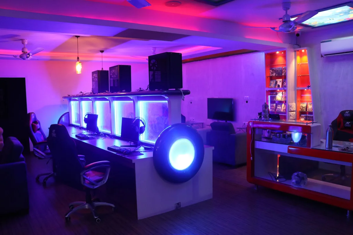 Game Bite Gaming Cafe Lucknow interior