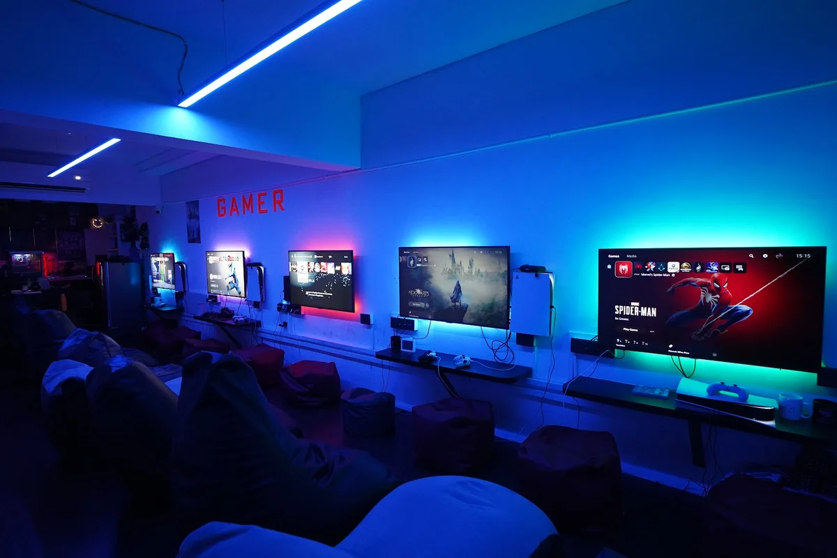 Game On Cafe Nikol Ahmedabad interior