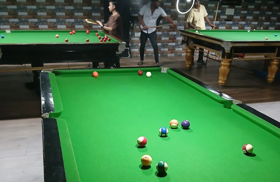 inFAMOUS Gaming Cafe Lucknow interior