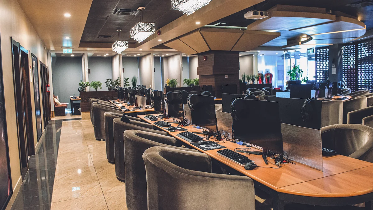 Best Gaming Cafes in Toronto (2026): Prices, PC Specs & Areas 22 Invictus Game Station Toronto interior gaming setup