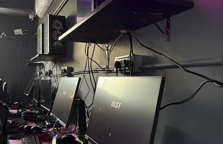 10 Best Gaming Cafes in Pune (2026): Complete Ranked Guide 18 Level Up Gaming Koregaon Park Pune with MSI monitors and gaming peripherals