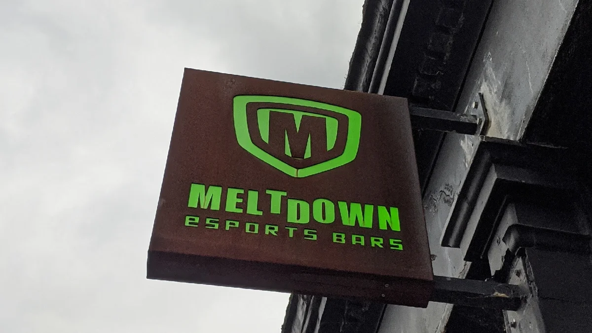 Best Gaming Cafes in London (2026): Prices, PC Specs & Areas 29 Meltdown London esports bar interior gaming setup