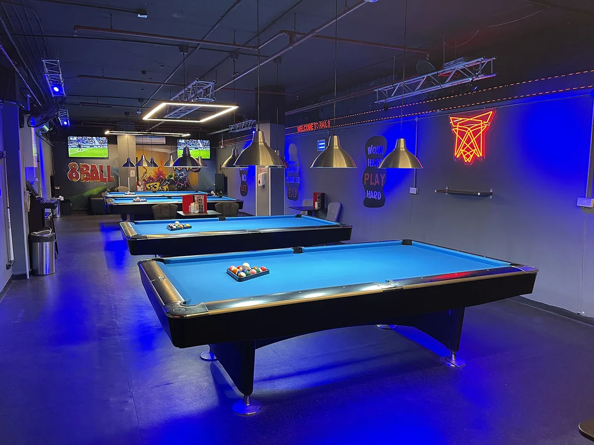 Rails Dubai interior