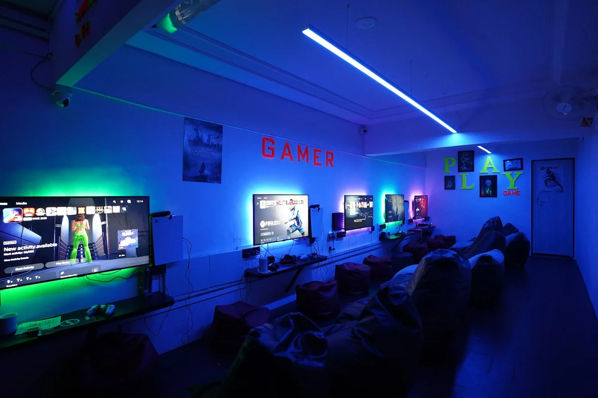 Respawn The Gaming Club Prahladnagar Ahmedabad interior