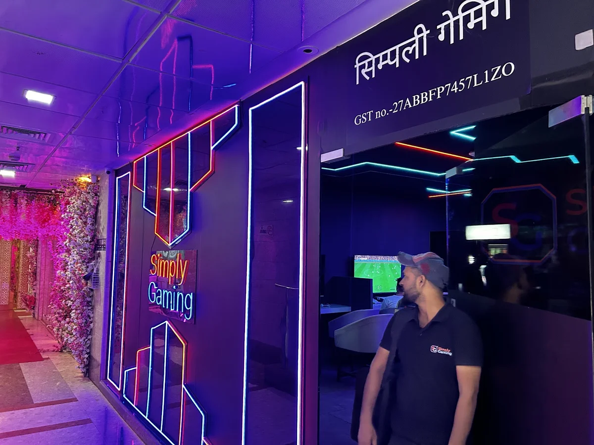 Simply Gaming Andheri Mumbai interior