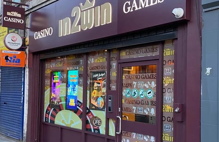 Best Gaming Cafes in London (2026): Prices, PC Specs & Areas 31 The Gaming Cafe Hounslow London interior PlayStation gaming setup